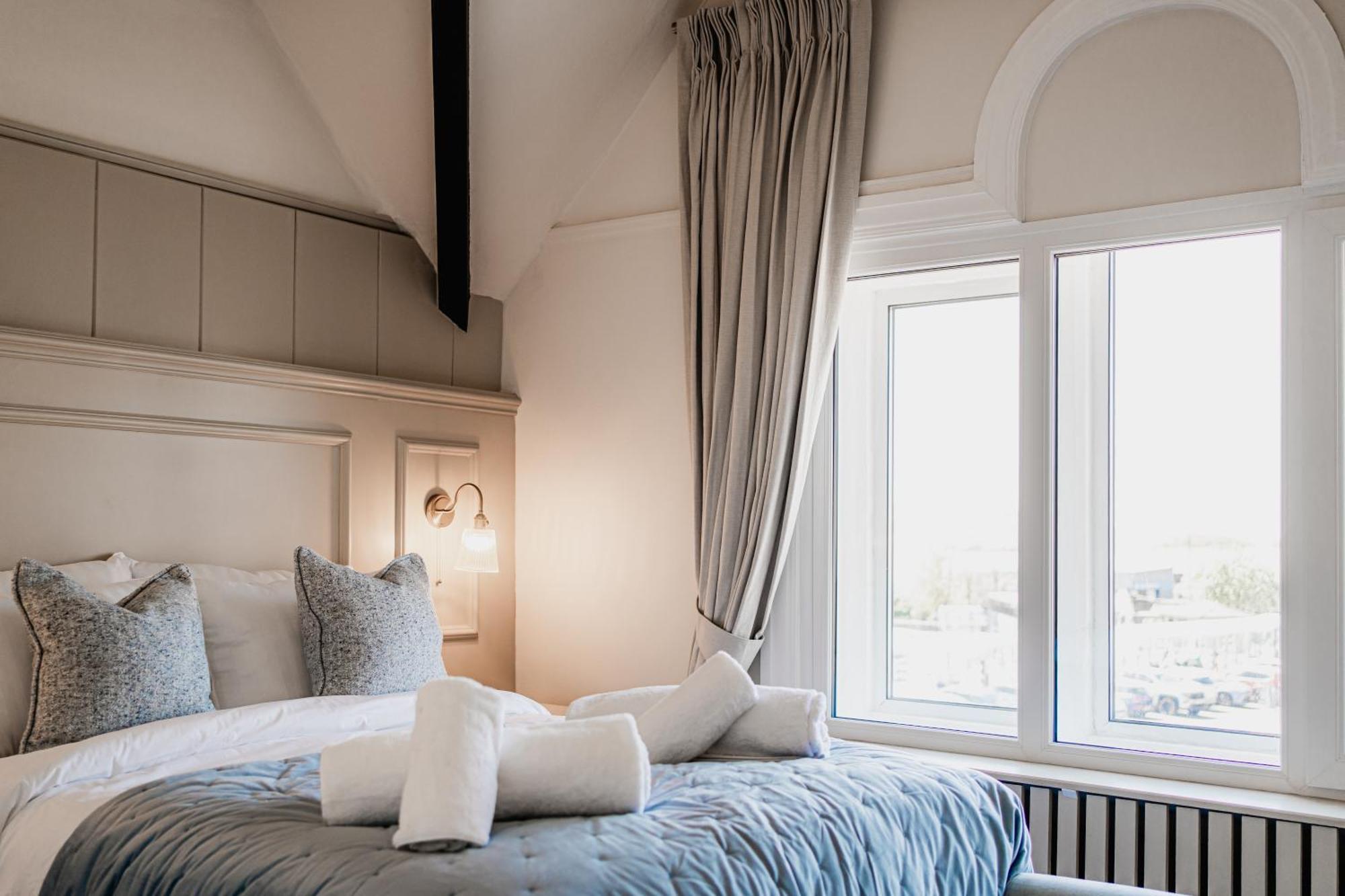 The Yorkshire Unicorn Hotel Skipton Buitenkant foto
